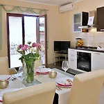 Ivanka By Interhome * סולינה