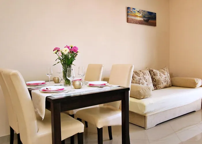 Ivanka By Interhome *