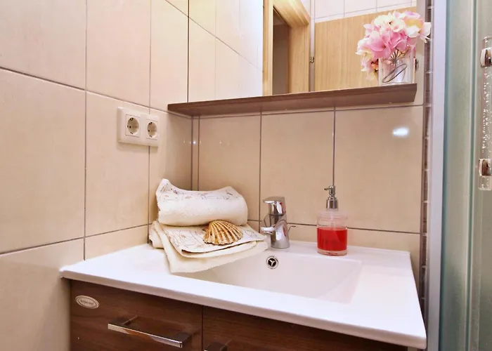 Ivanka By Interhome *