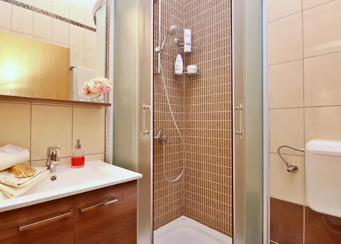 Ivanka By Interhome *