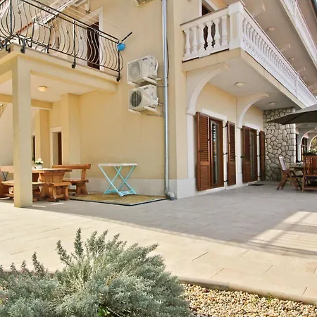 Ivanka By Interhome شقة *